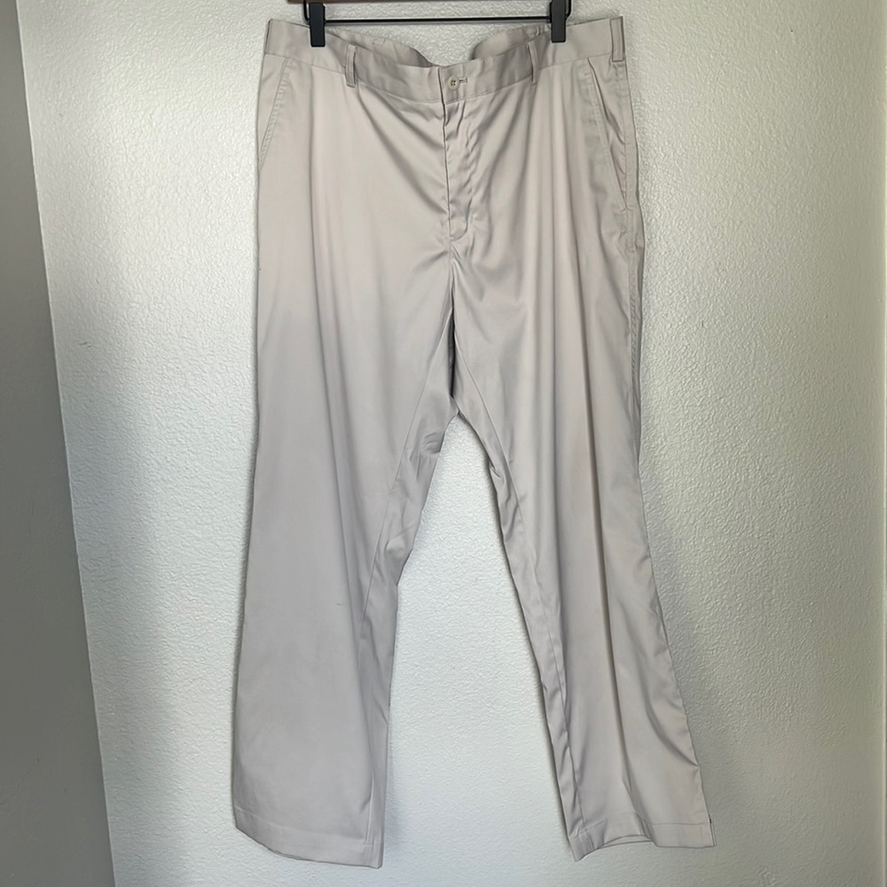 Nike Golf Men Off White/ Beige pants 38x30